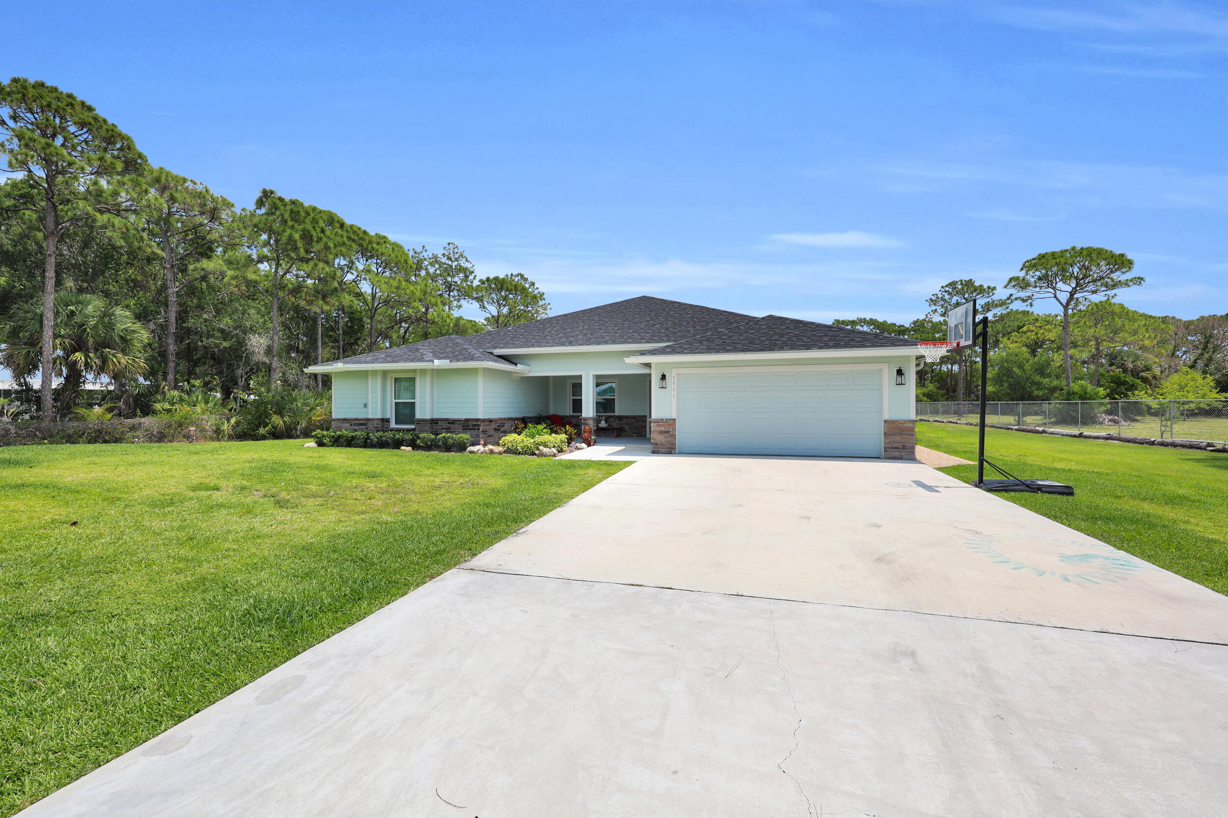 5566 Pinetree Drive