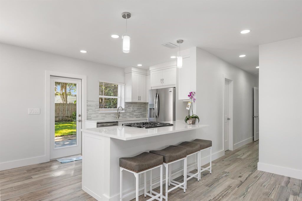 Photo of 702 S 12th Street, Lantana, FL 33462 (MLS # R11133279)