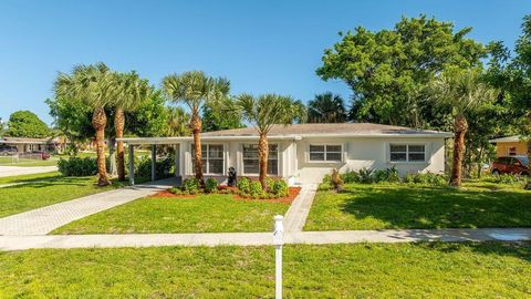 702 S 12th Street Lantana FL 33462