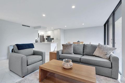 2804 Bridgewood Drive Boca Raton FL 33434