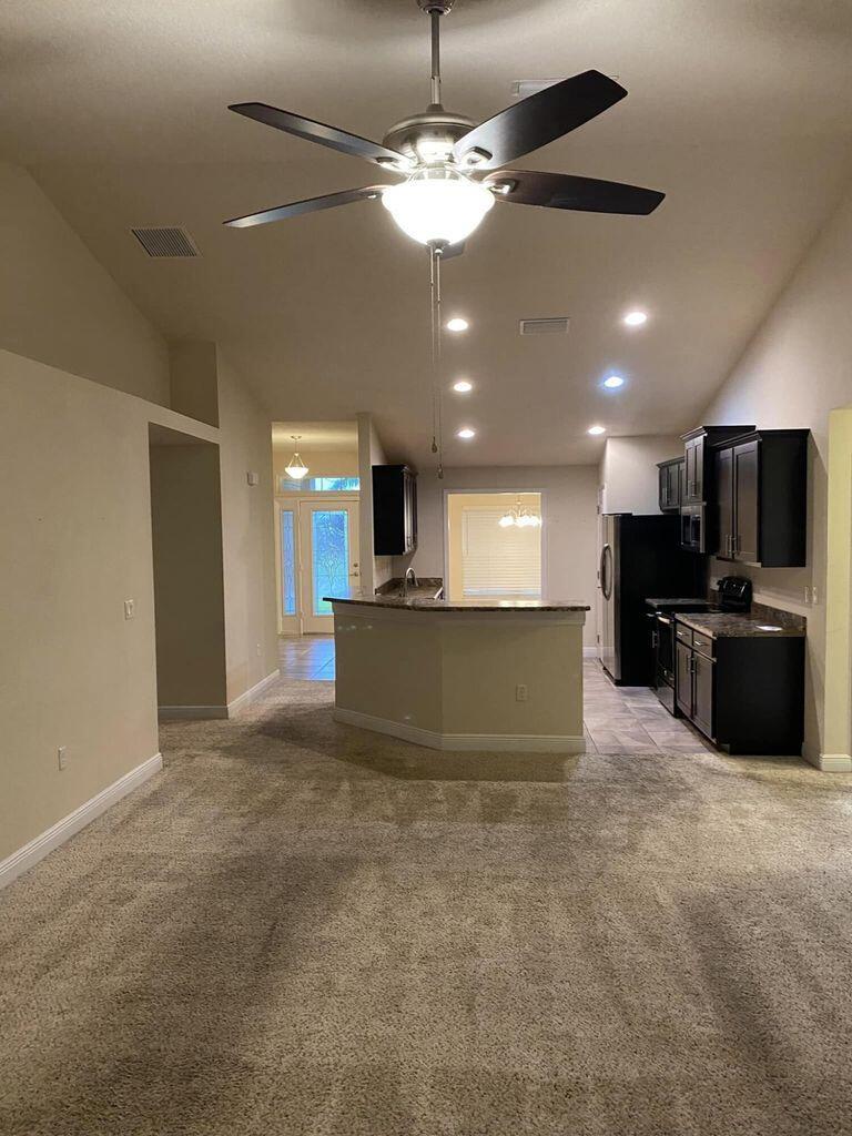 PORT ST LUCIE SECTION 46 - Residential Lease