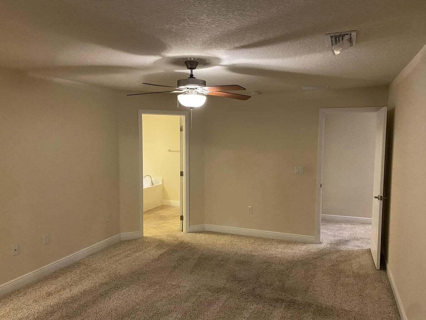 PORT ST LUCIE SECTION 46 - Residential Lease