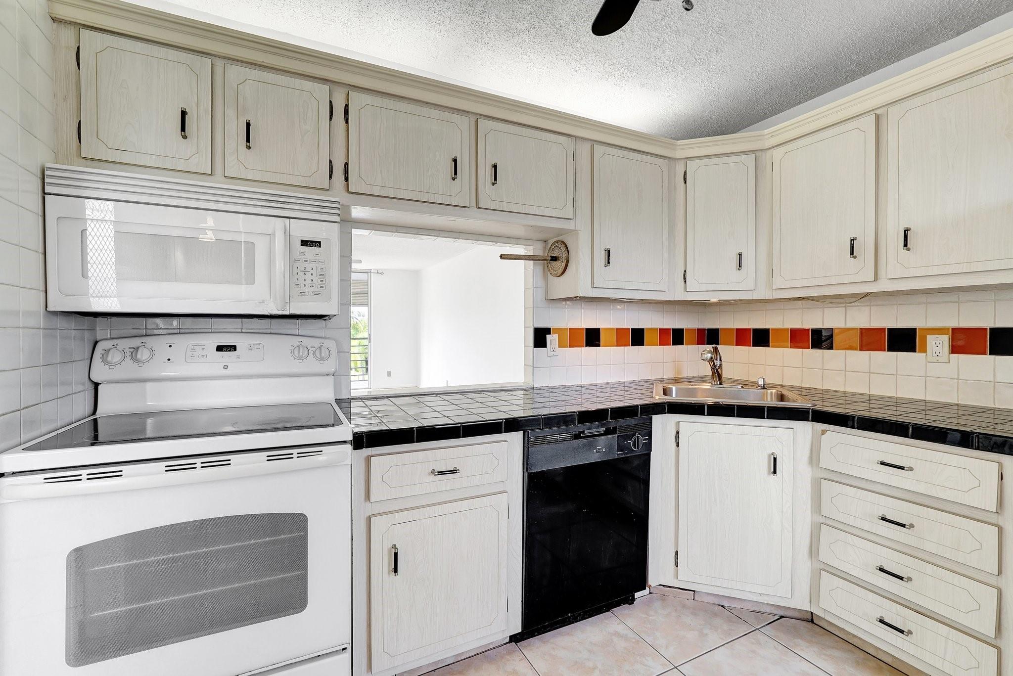 505 E Dania Beach Blvd 3J
