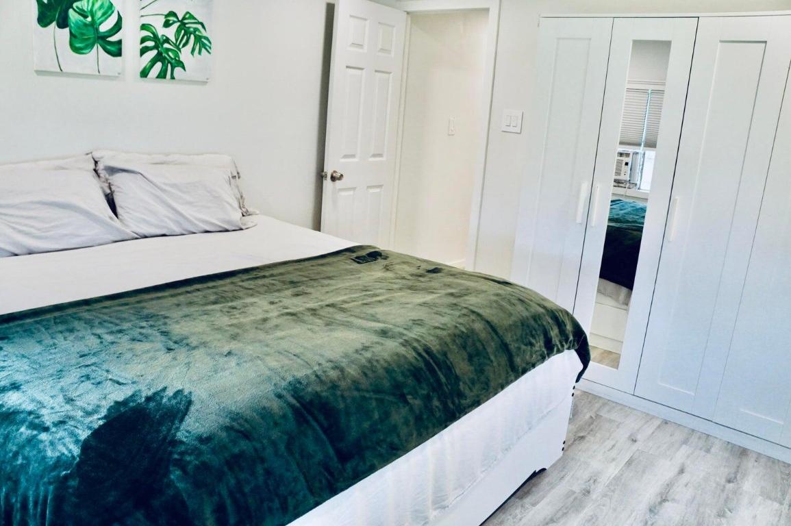 Sunshine Mobile Manor - Residential