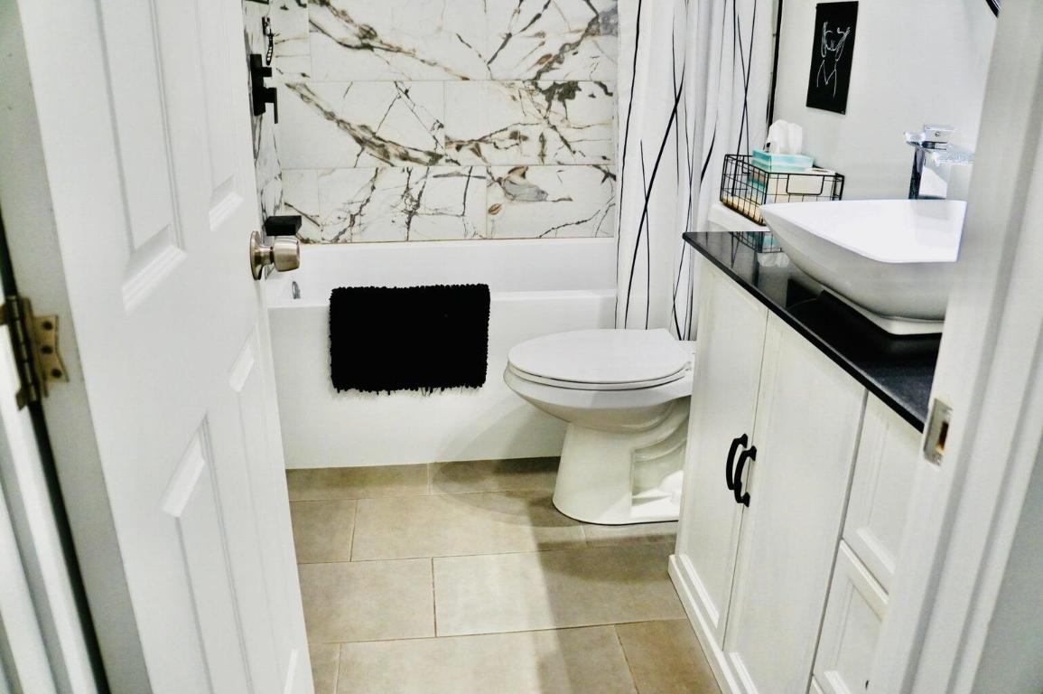 Sunshine Mobile Manor - Residential