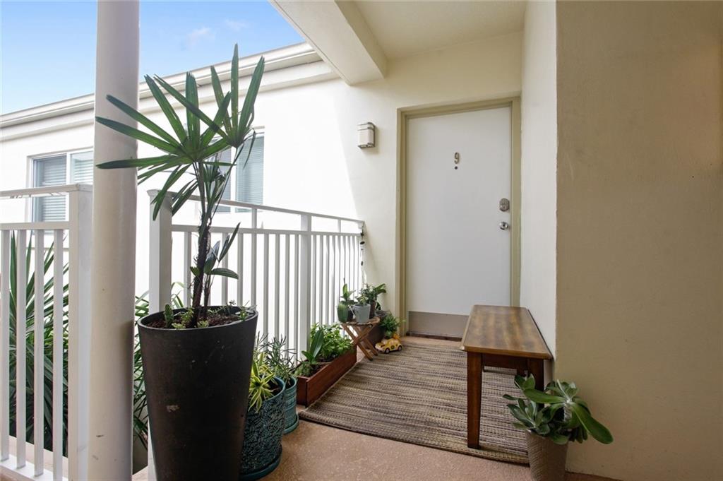 HARBORDALE BREEZES - Residential