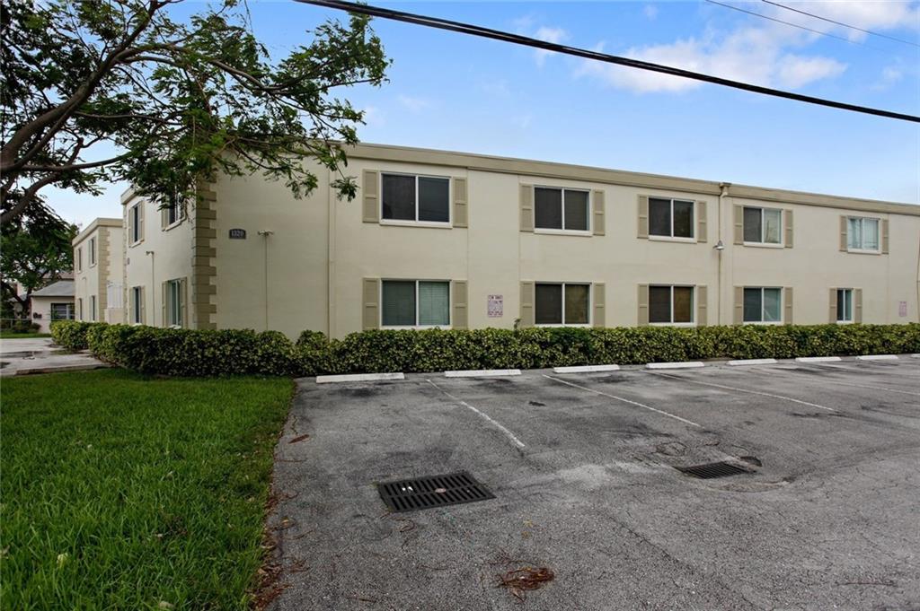 HARBORDALE BREEZES - Residential