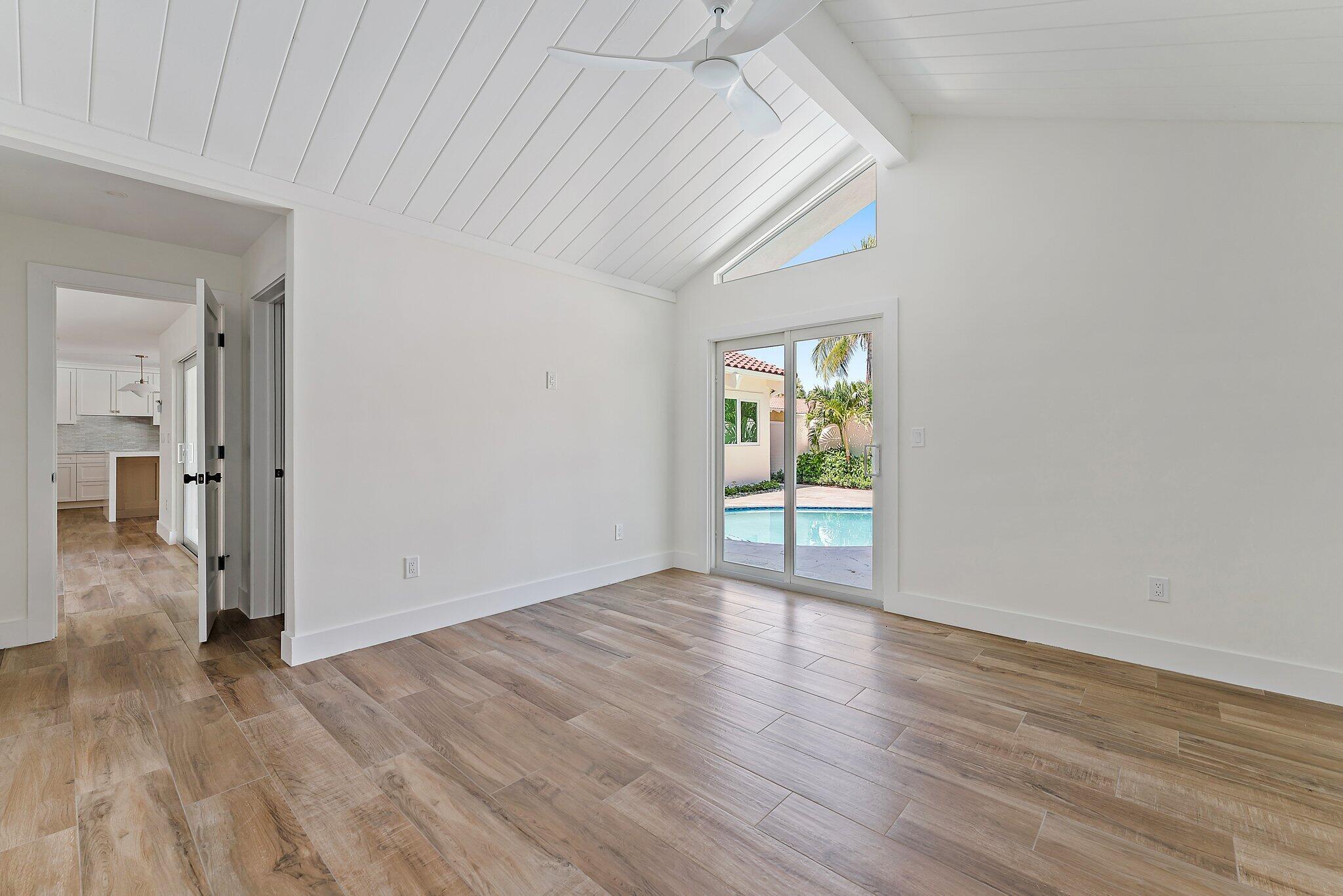 OCEAN WALK PLACE PH II - Residential