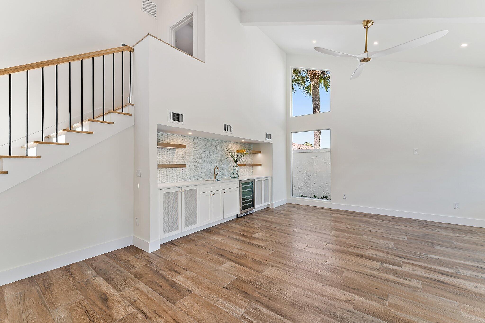 OCEAN WALK PLACE PH II - Residential