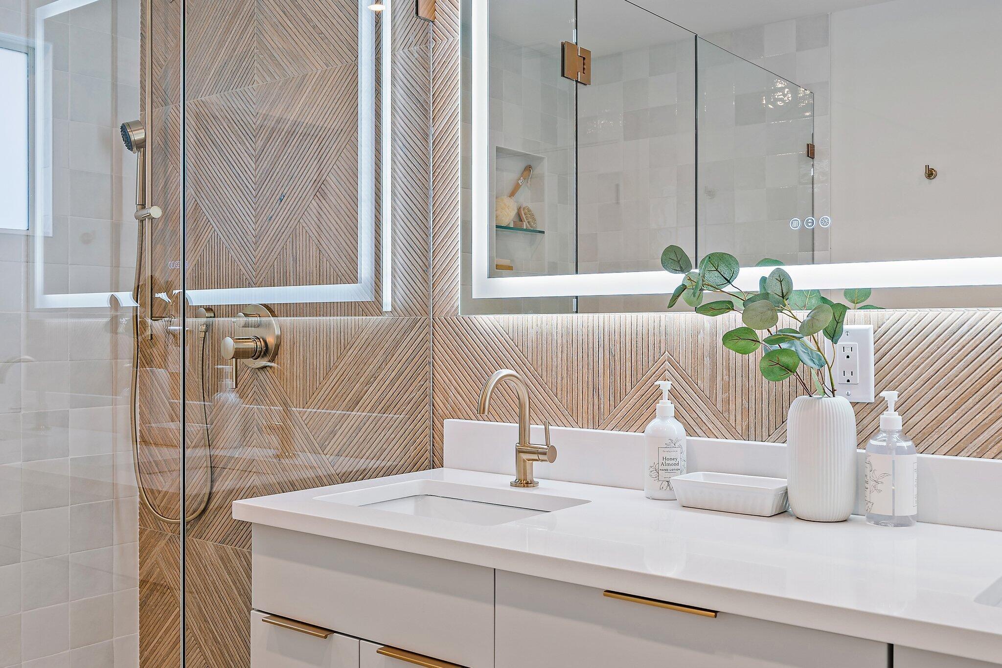 OCEAN WALK PLACE PH II - Residential