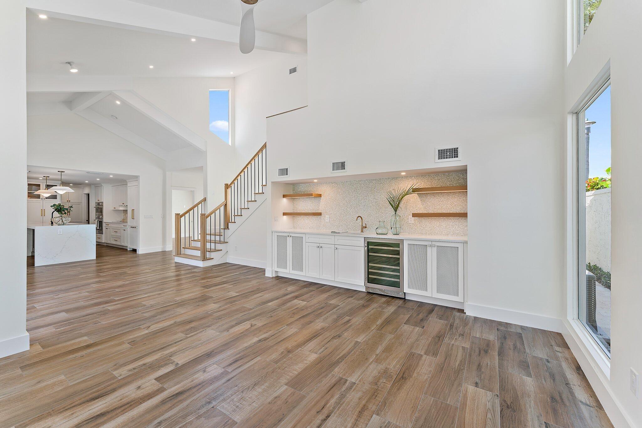 OCEAN WALK PLACE PH II - Residential