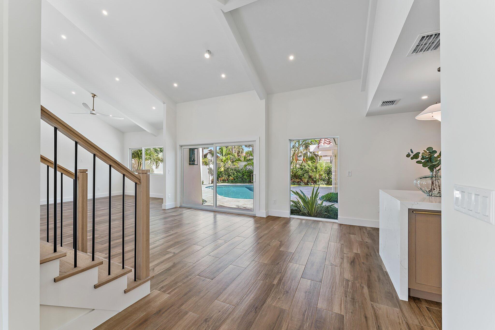 OCEAN WALK PLACE PH II - Residential