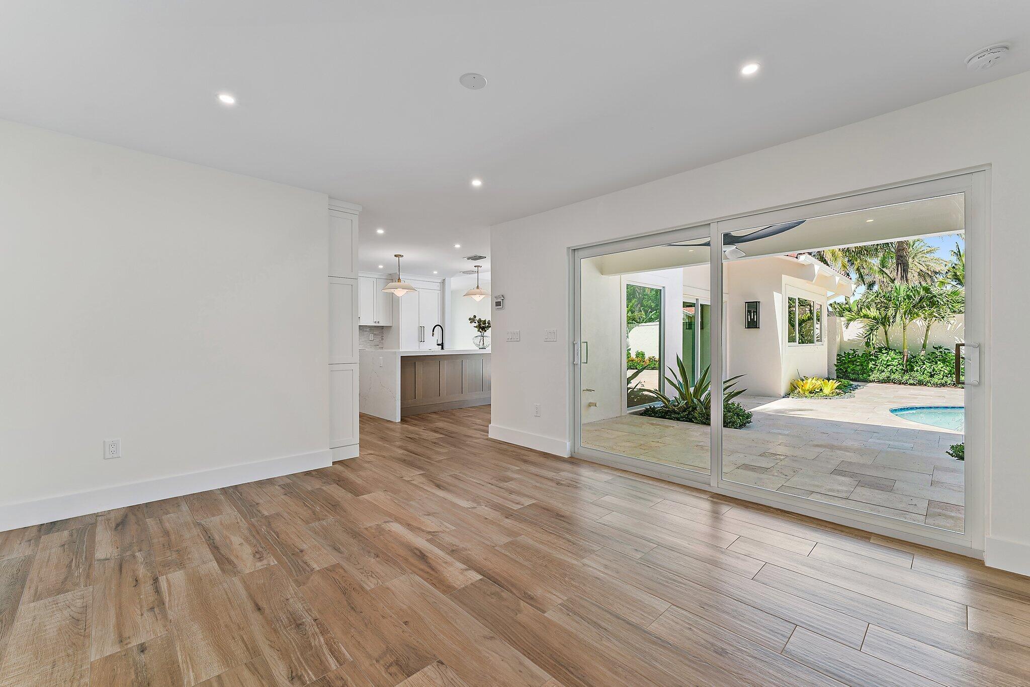 OCEAN WALK PLACE PH II - Residential