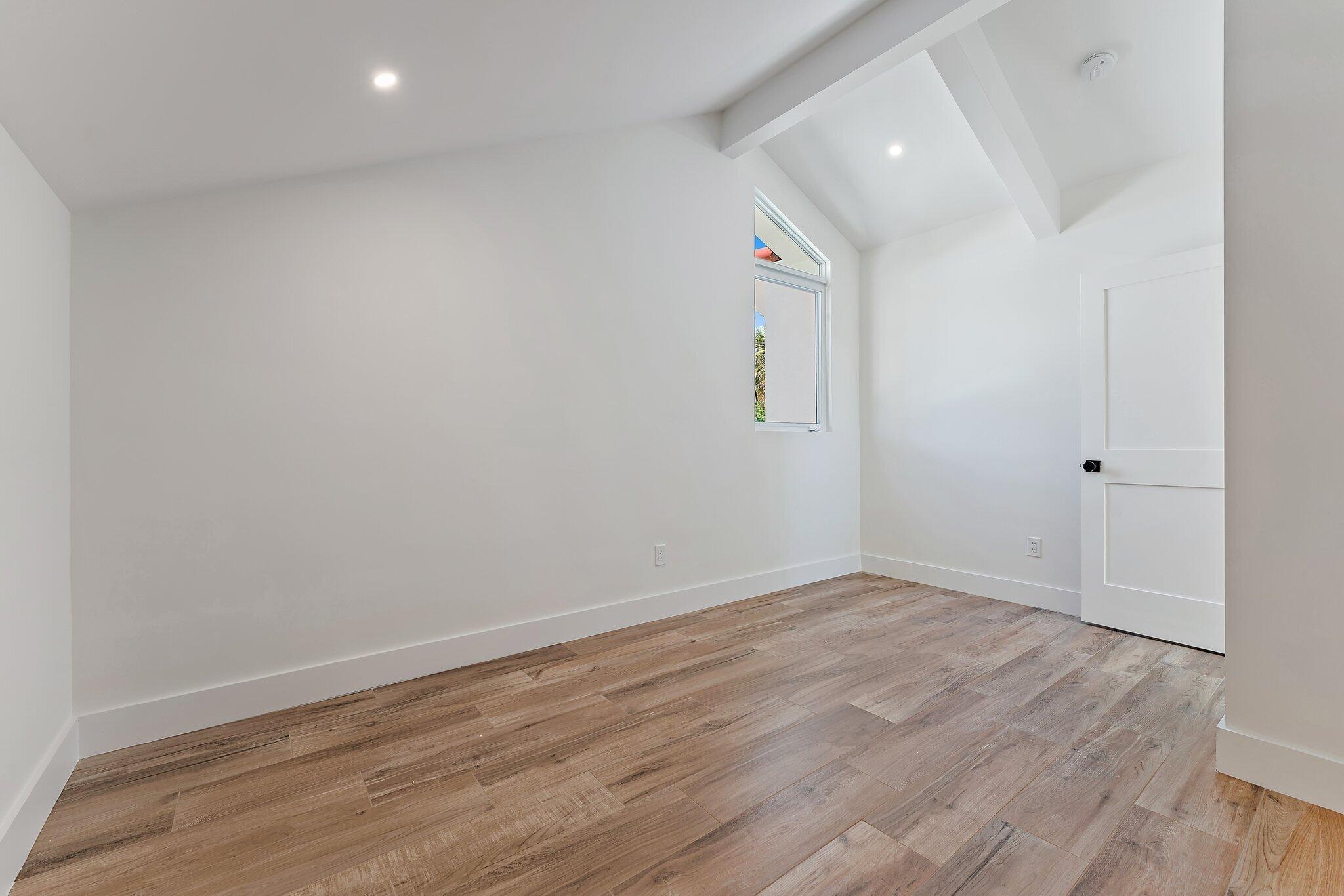 OCEAN WALK PLACE PH II - Residential