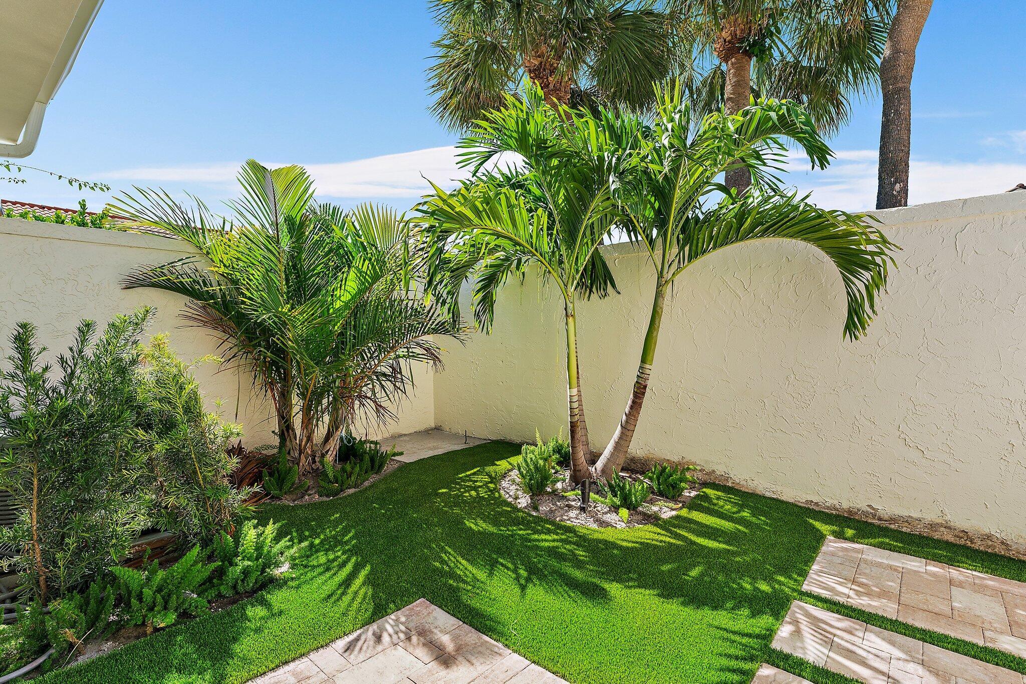 OCEAN WALK PLACE PH II - Residential