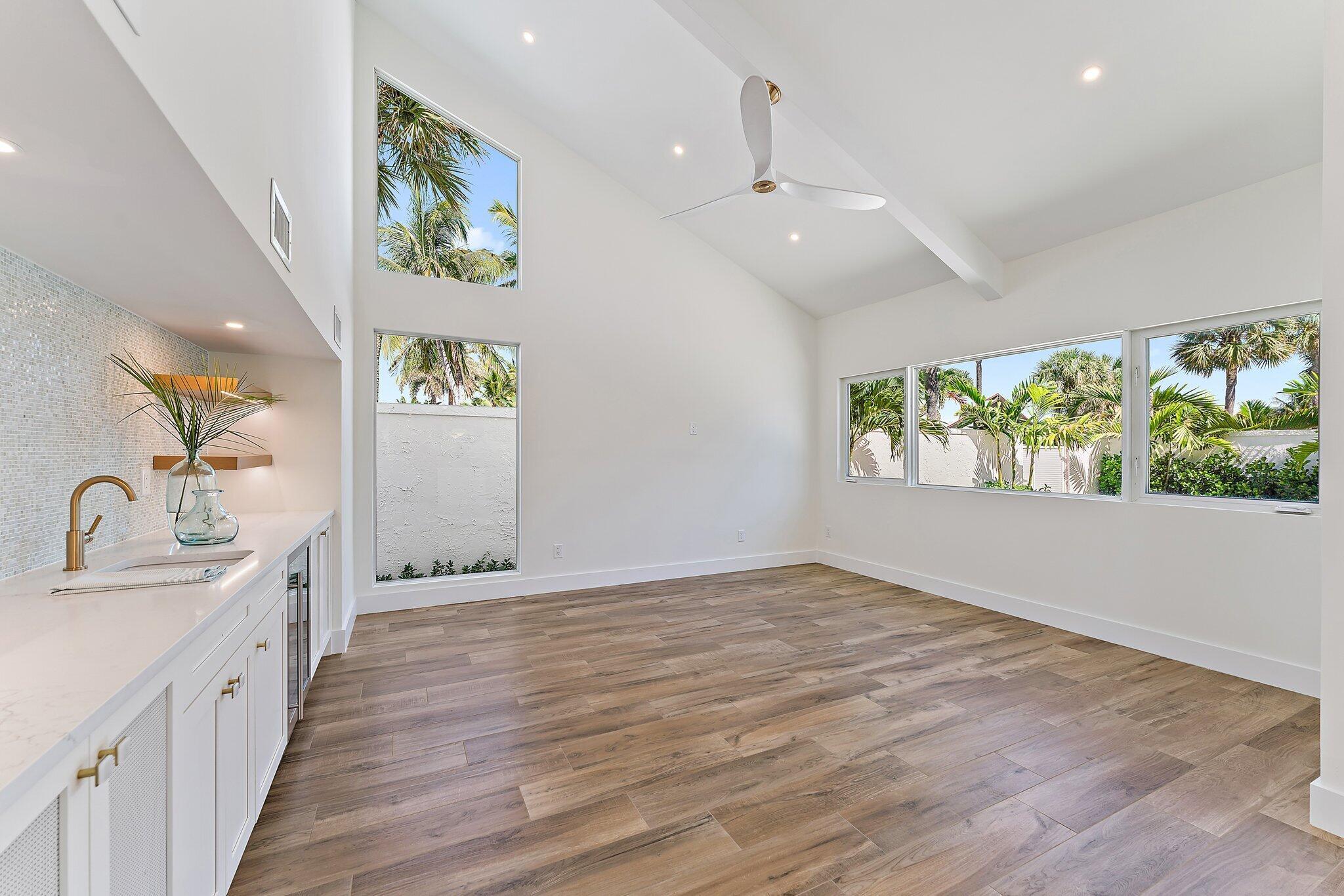 OCEAN WALK PLACE PH II - Residential