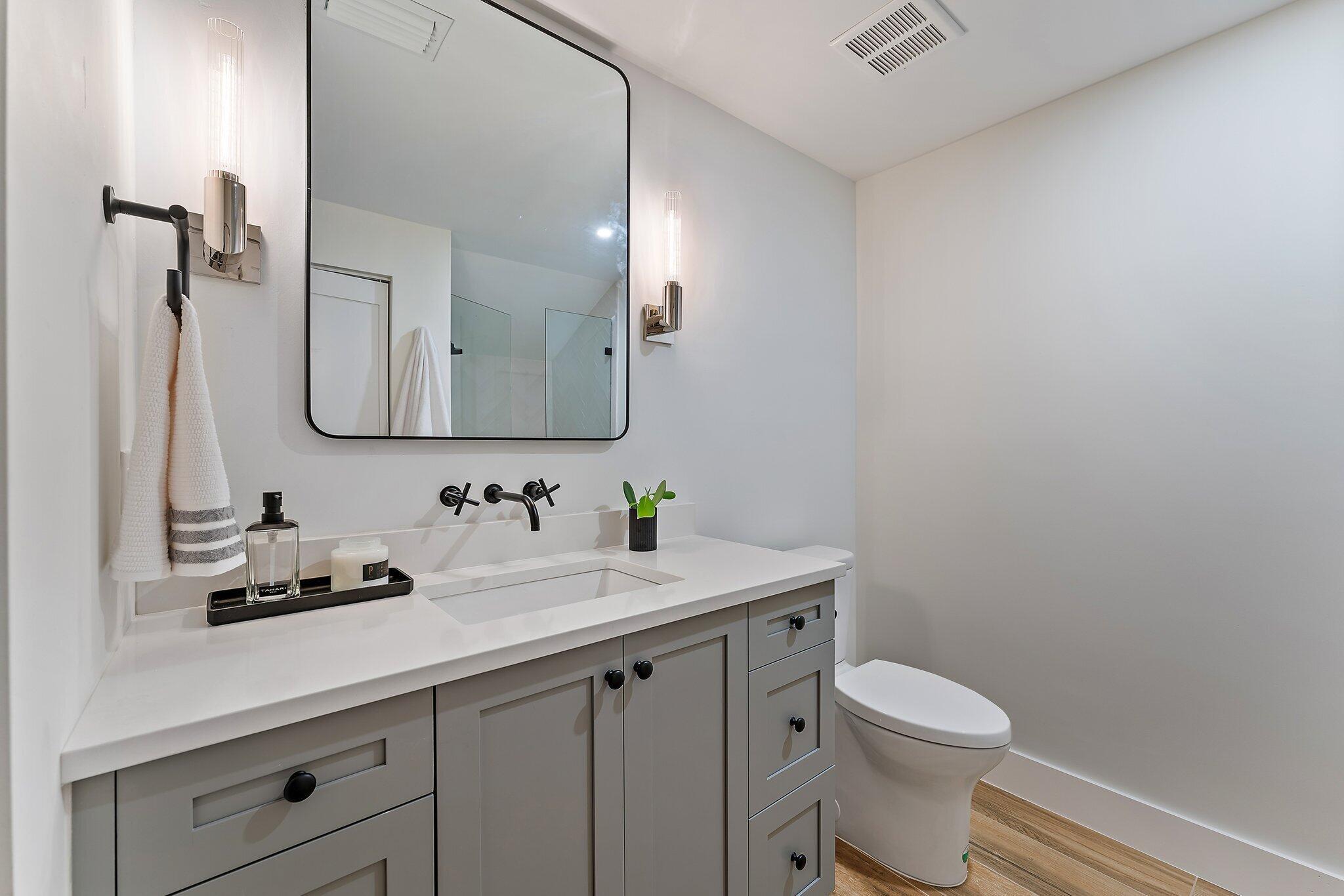 OCEAN WALK PLACE PH II - Residential