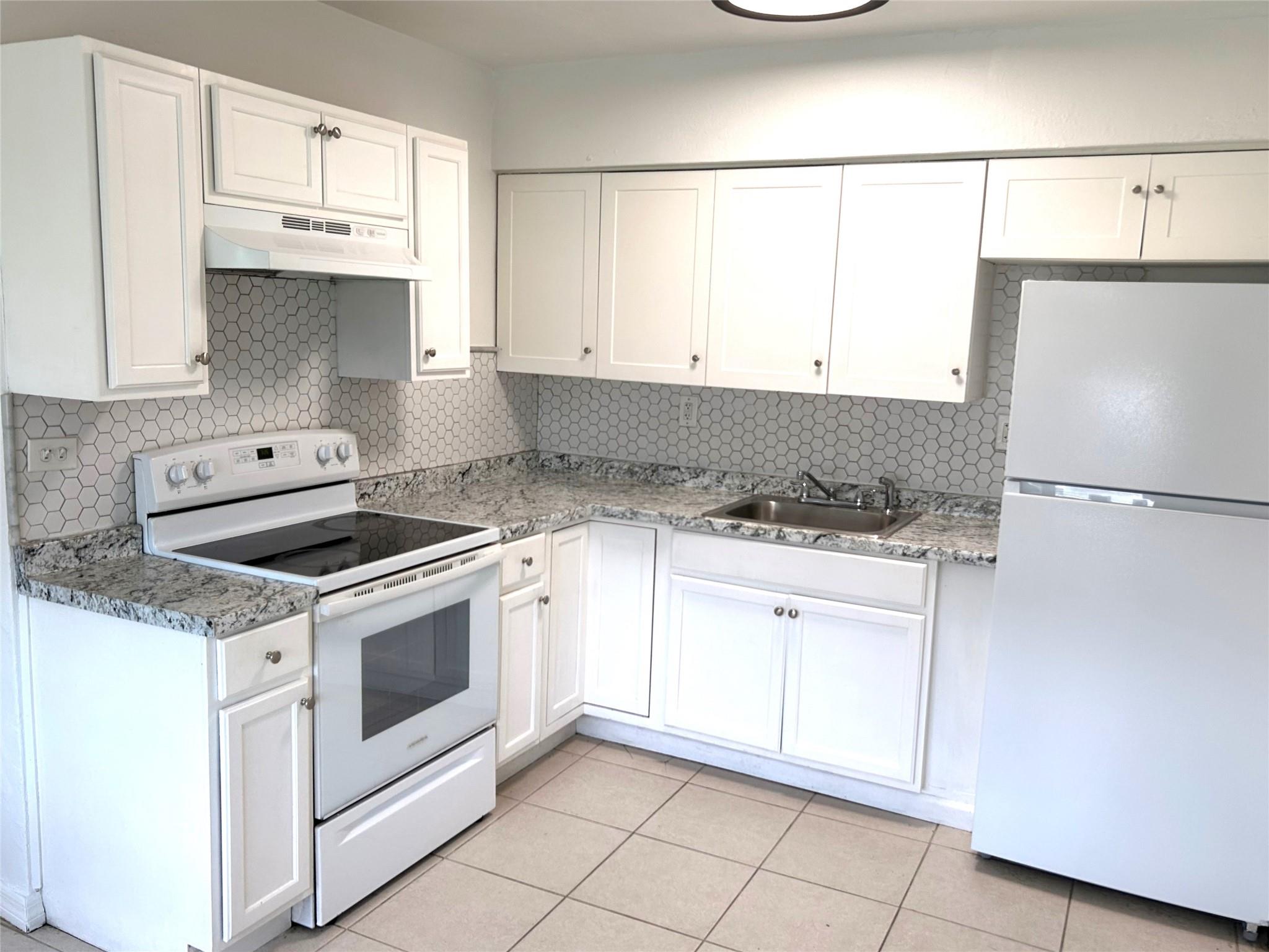 1865 NW 69th Ter