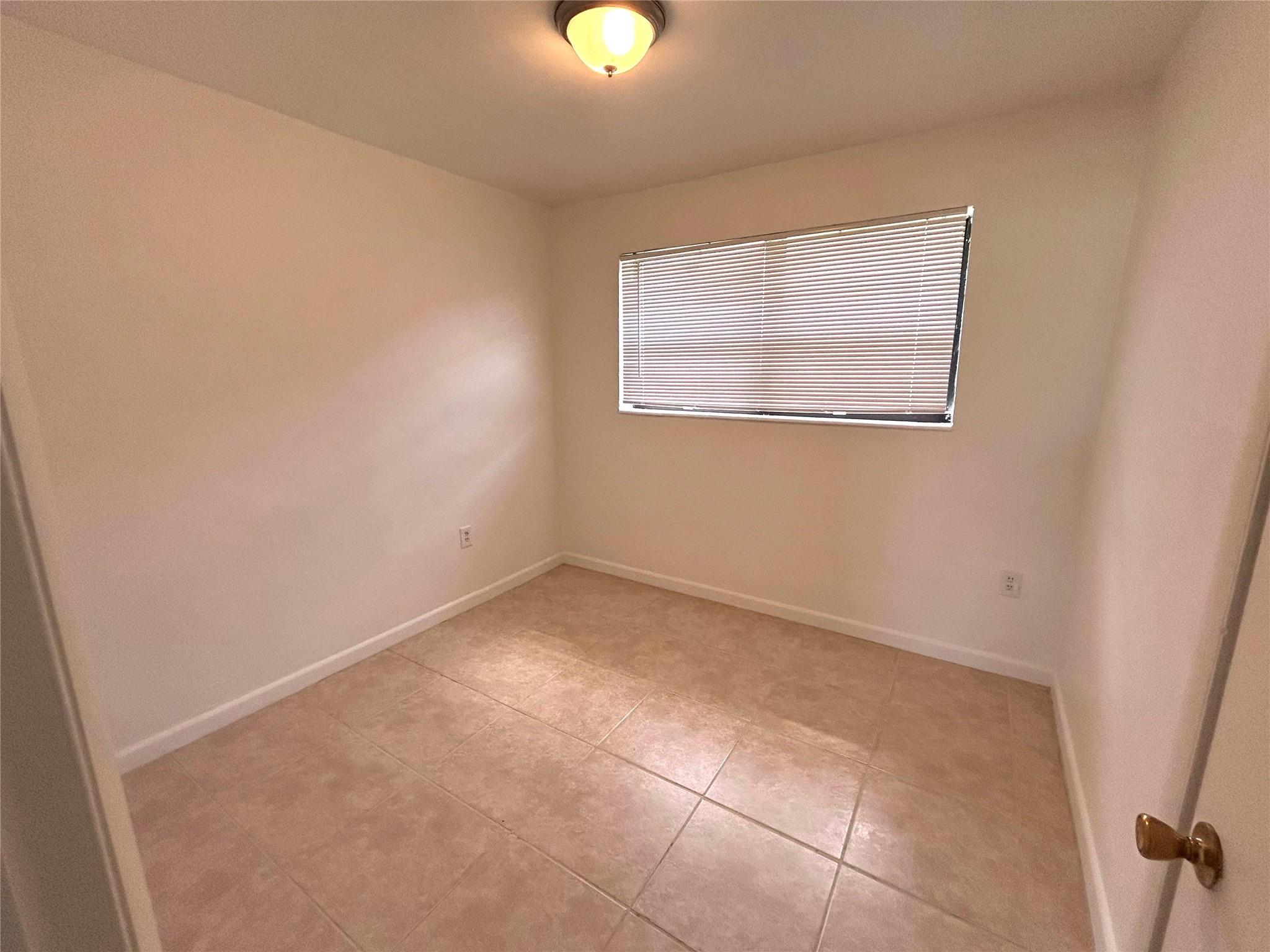 1865 NW 69th Ter