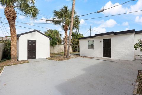 617 54th Street West Palm Beach FL 33407