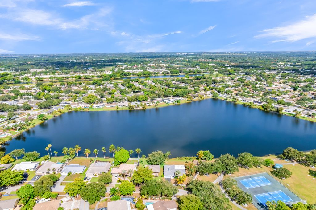 Photo of 5523 SW 116TH Avenue, Cooper City, FL 33330 (MLS # B26052532)