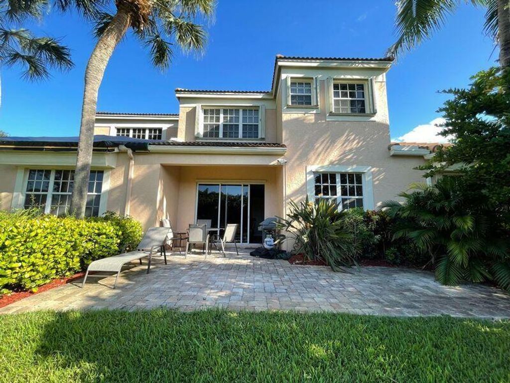 Photo of 320 Commons Way, Palm Beach Gardens, FL 33418 (MLS # R10999319)