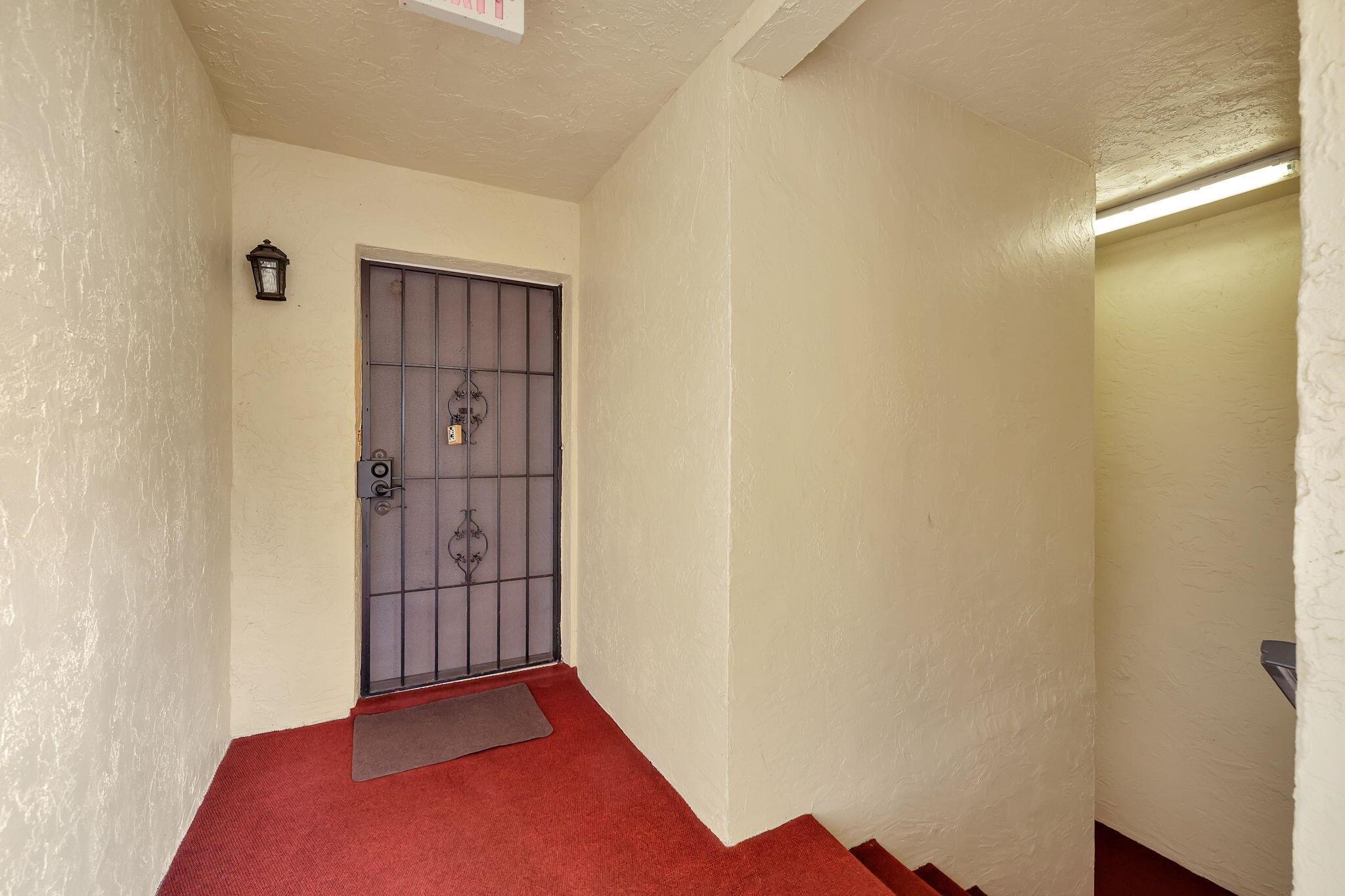 ISLAND HOUSE CONDOMINIUM PHASE I - Residential