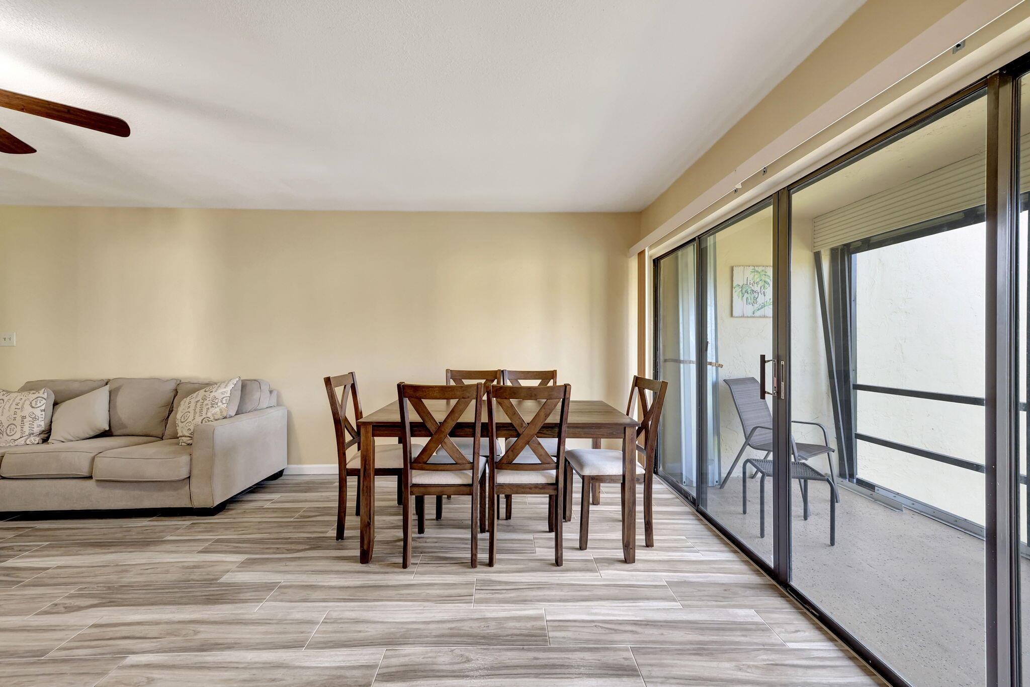 ISLAND HOUSE CONDOMINIUM PHASE I - Residential