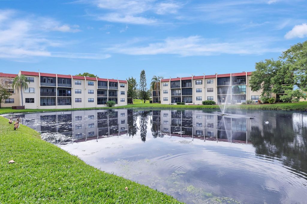 Photo of 2050 Oleander Boulevard #3-201, Fort Pierce, FL 34950 (MLS # R10972234)