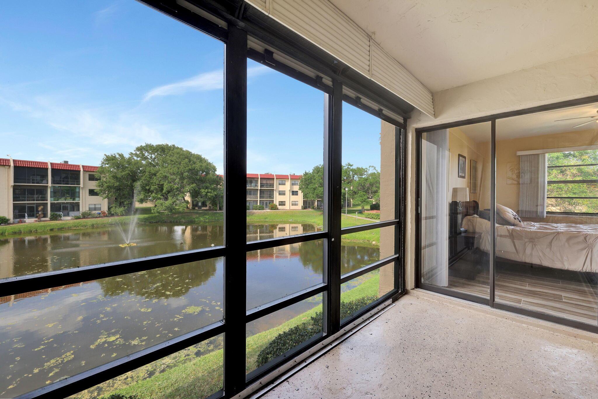 ISLAND HOUSE CONDOMINIUM PHASE I - Residential