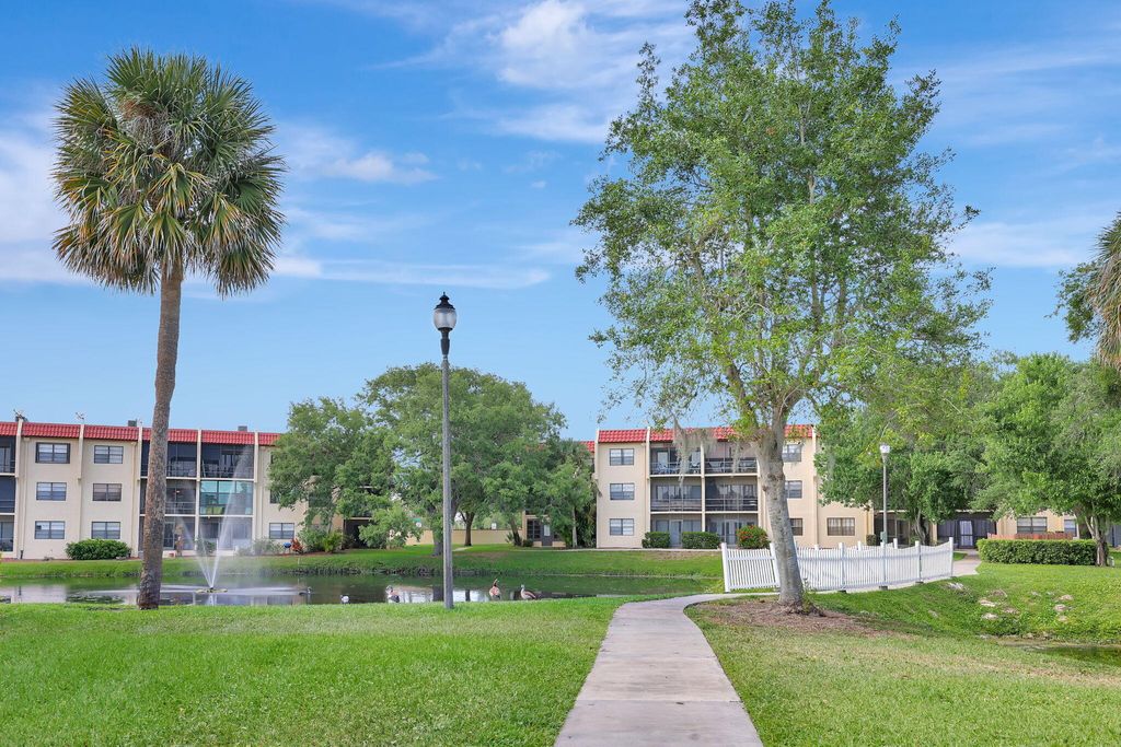 Photo of 2050 Oleander Boulevard #3-201, Fort Pierce, FL 34950 (MLS # R10972234)