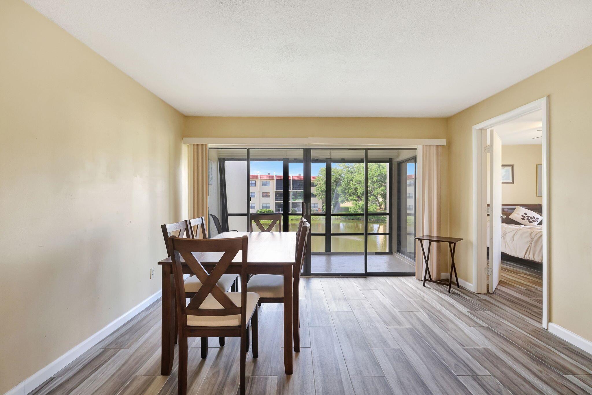 ISLAND HOUSE CONDOMINIUM PHASE I - Residential