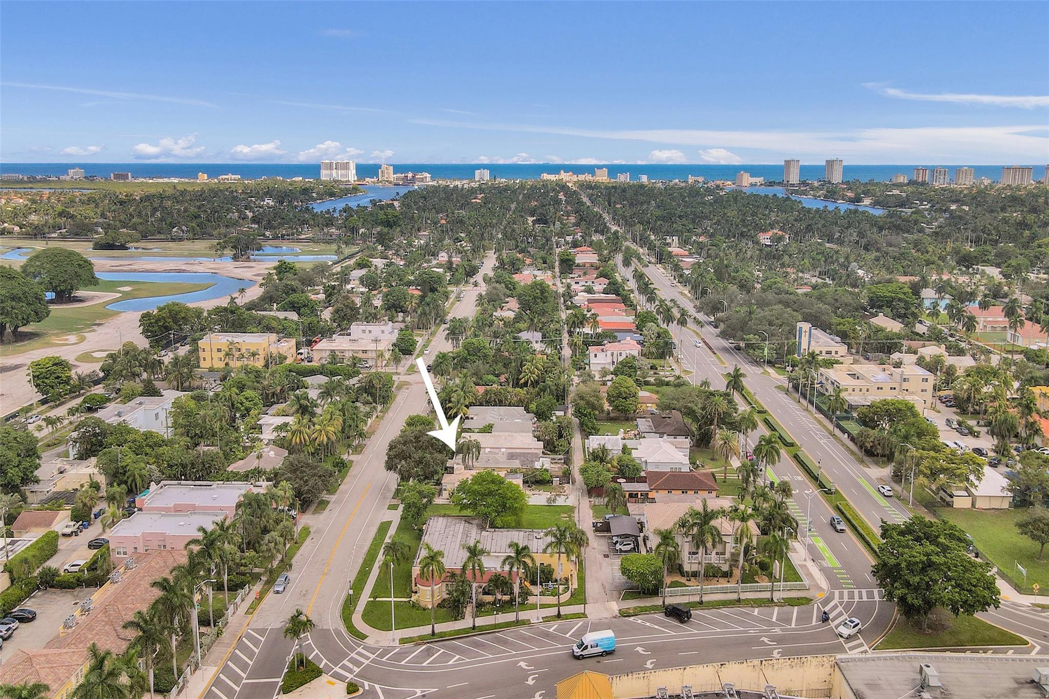 Hollywood 1-21 B - Residential