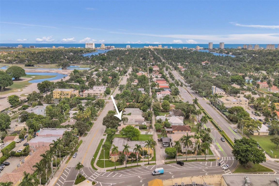 Hollywood 1-21 B - Residential