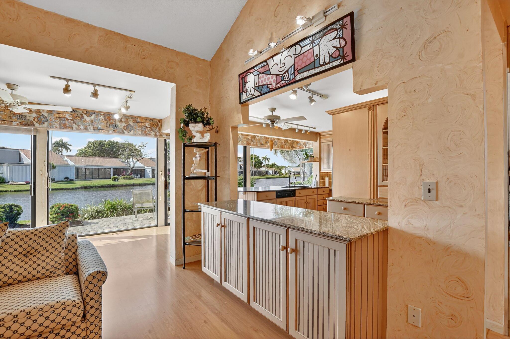 PEPPERTREE - Residential