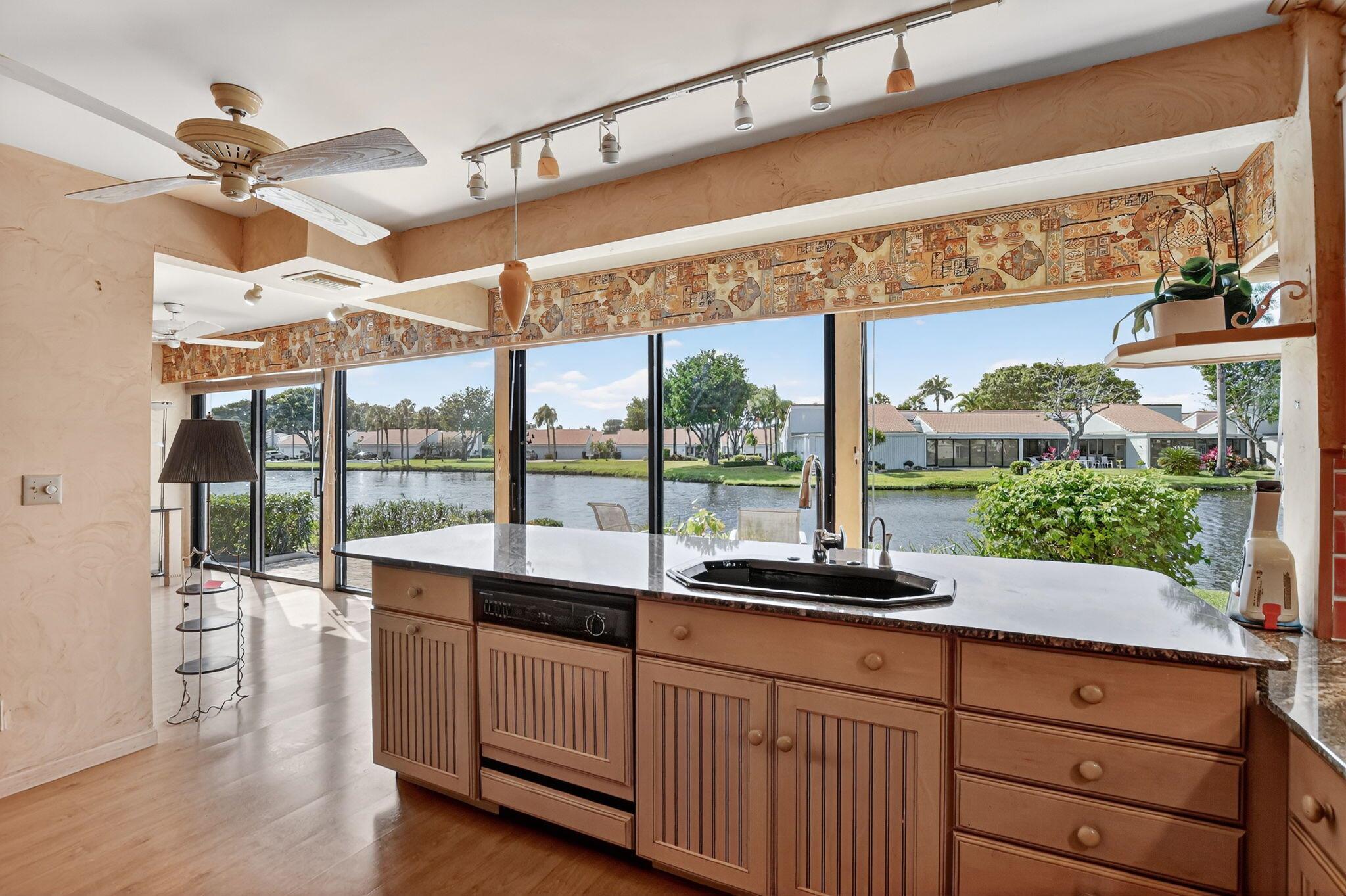 PEPPERTREE - Residential