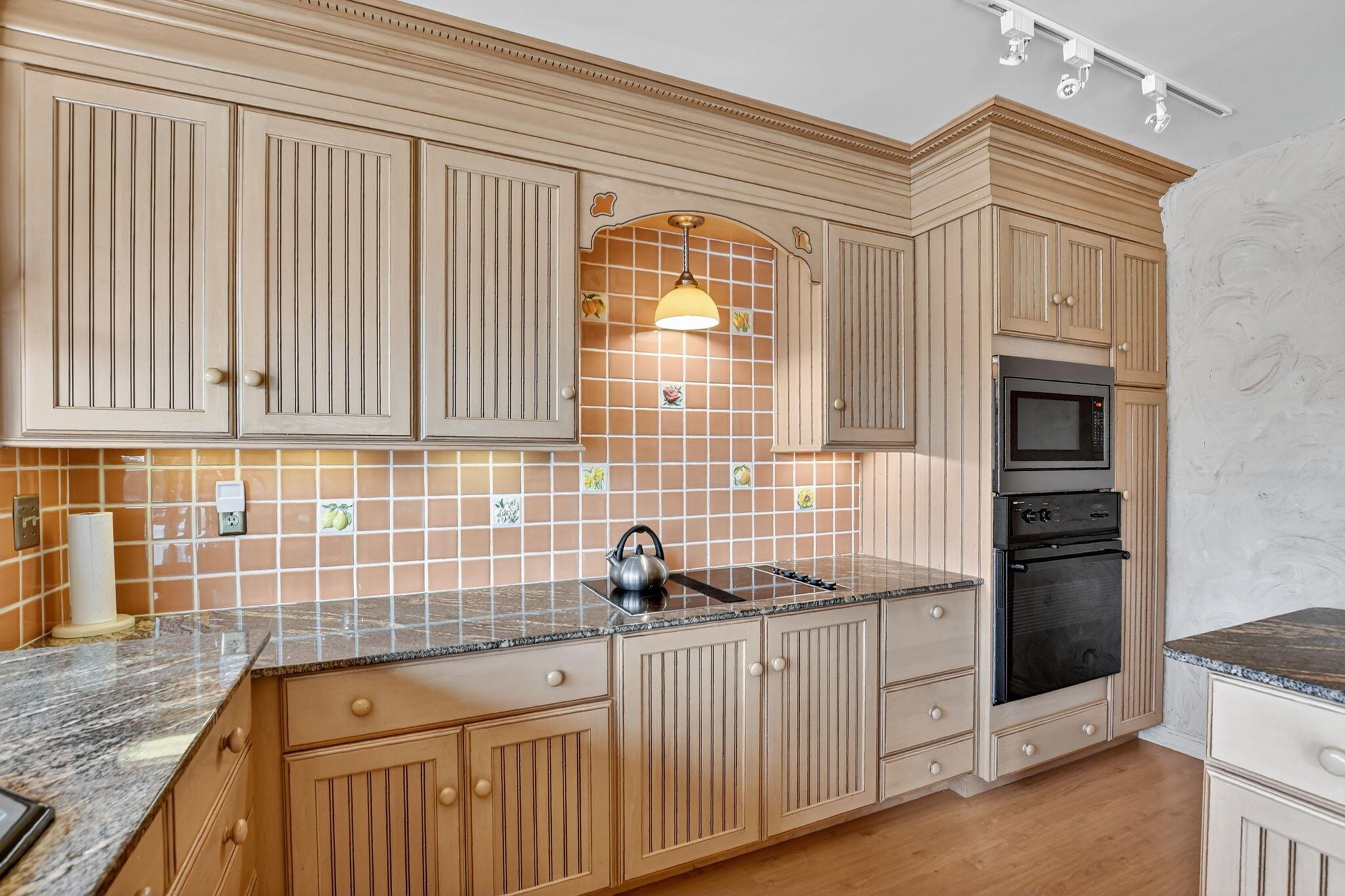 PEPPERTREE - Residential