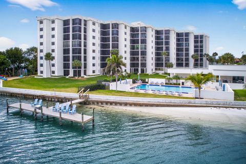 19800 Sandpointe Bay Drive 607 Tequesta FL 33469