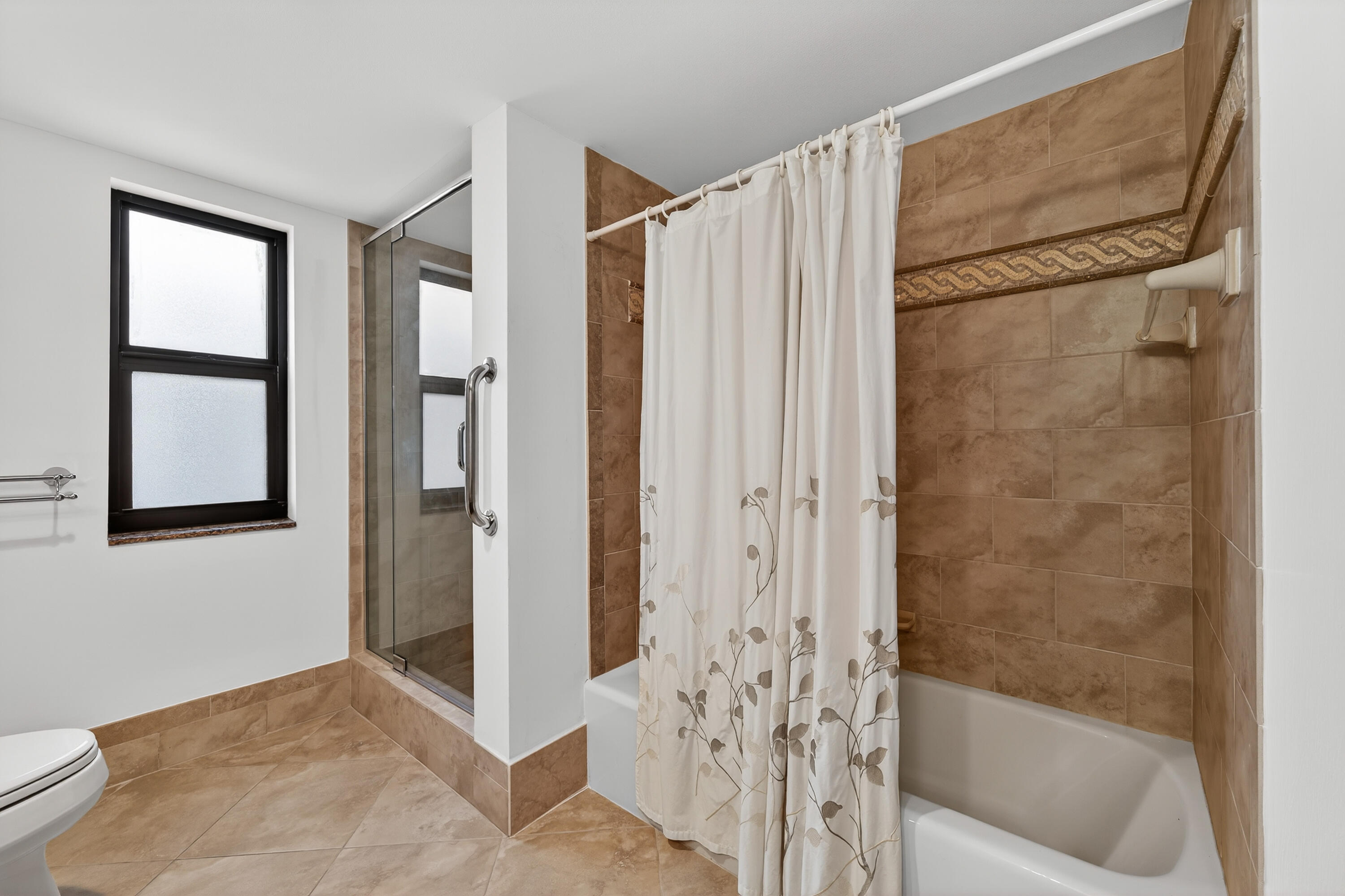 SANDPOINTE BAY CONDO - Residential