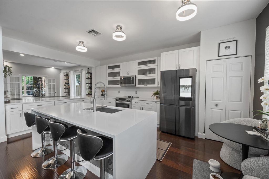 Photo of 6726 Remington Place, Lake Worth, FL 33463 (MLS # B26028134)