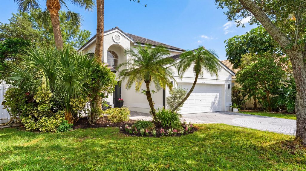 Photo of 6726 Remington Place, Lake Worth, FL 33463 (MLS # B26028134)