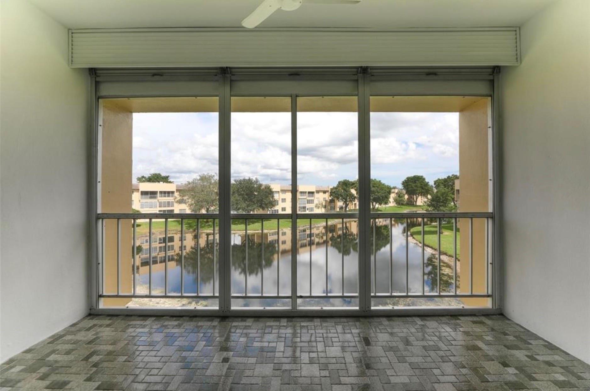 Bermuda Club - Residential