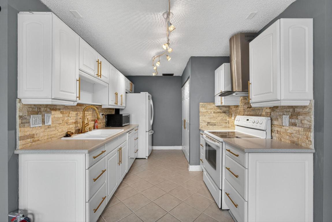 CYPRESS LAKES 6-A - Residential