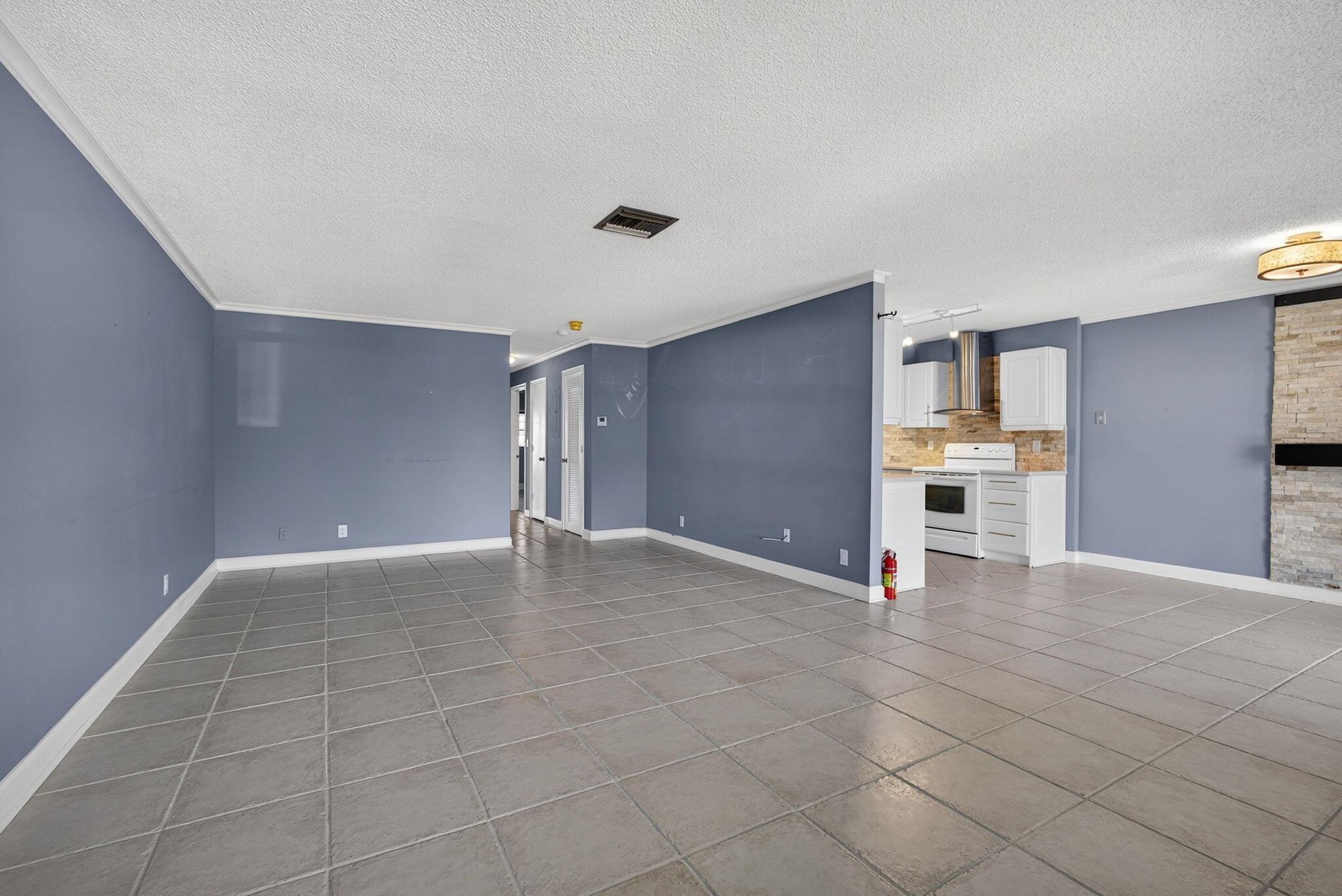 3426 Theo Way
