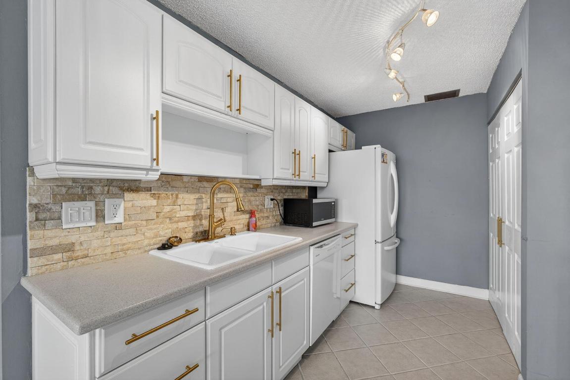 CYPRESS LAKES 6-A - Residential