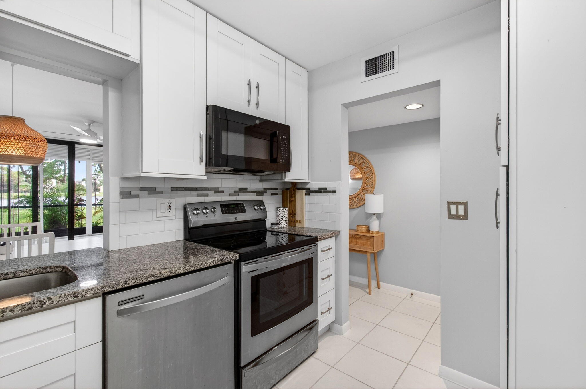 COCONUT PALM CONDO - Residential