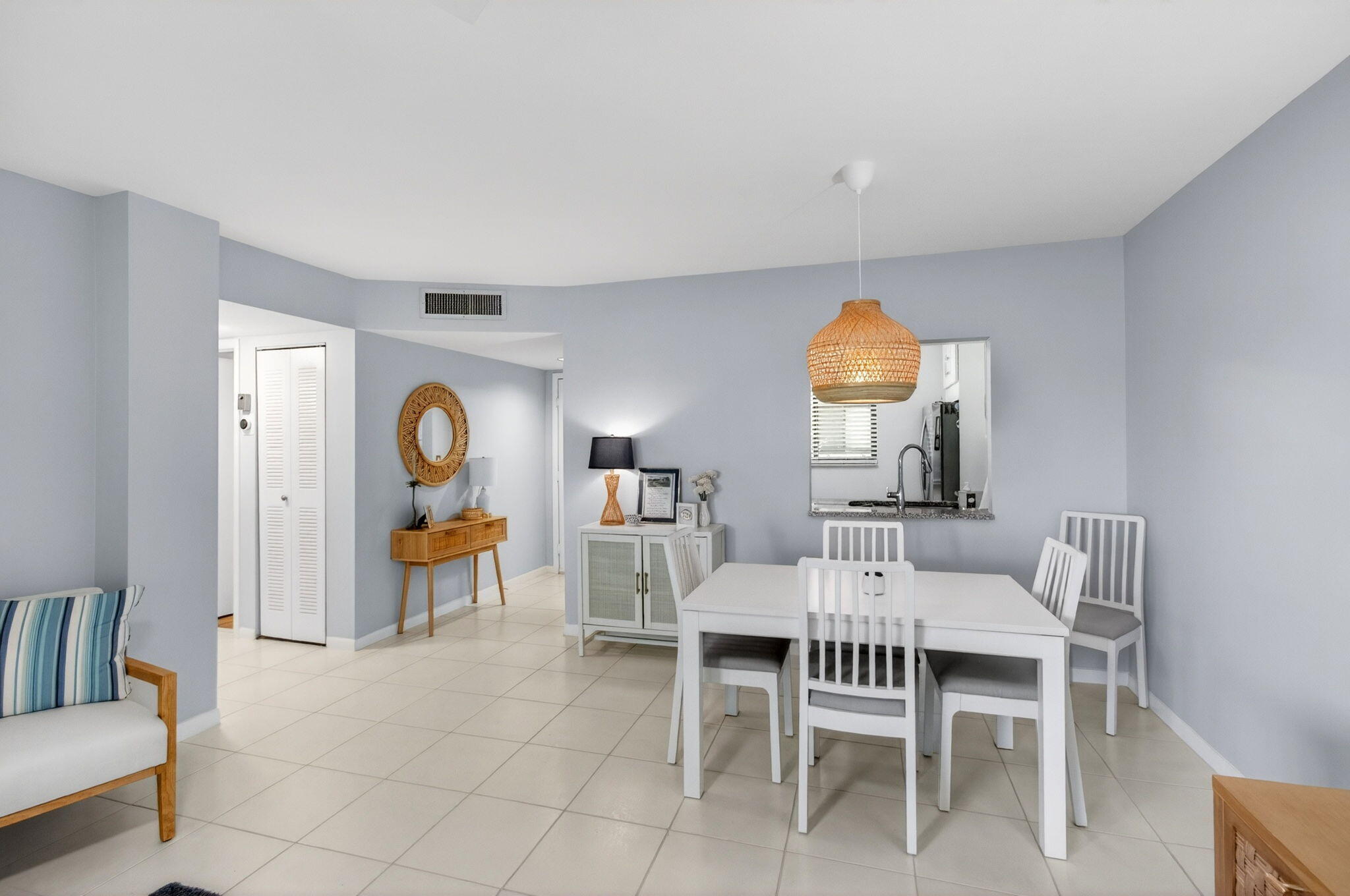 COCONUT PALM CONDO - Residential