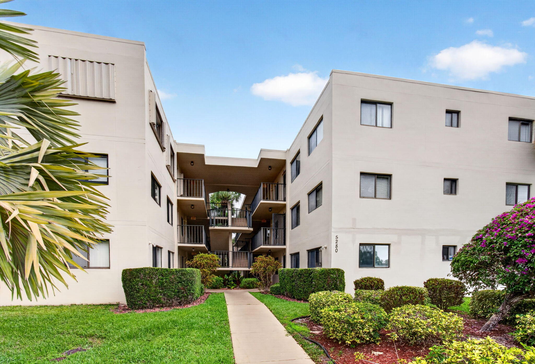 COCONUT PALM CONDO - Residential