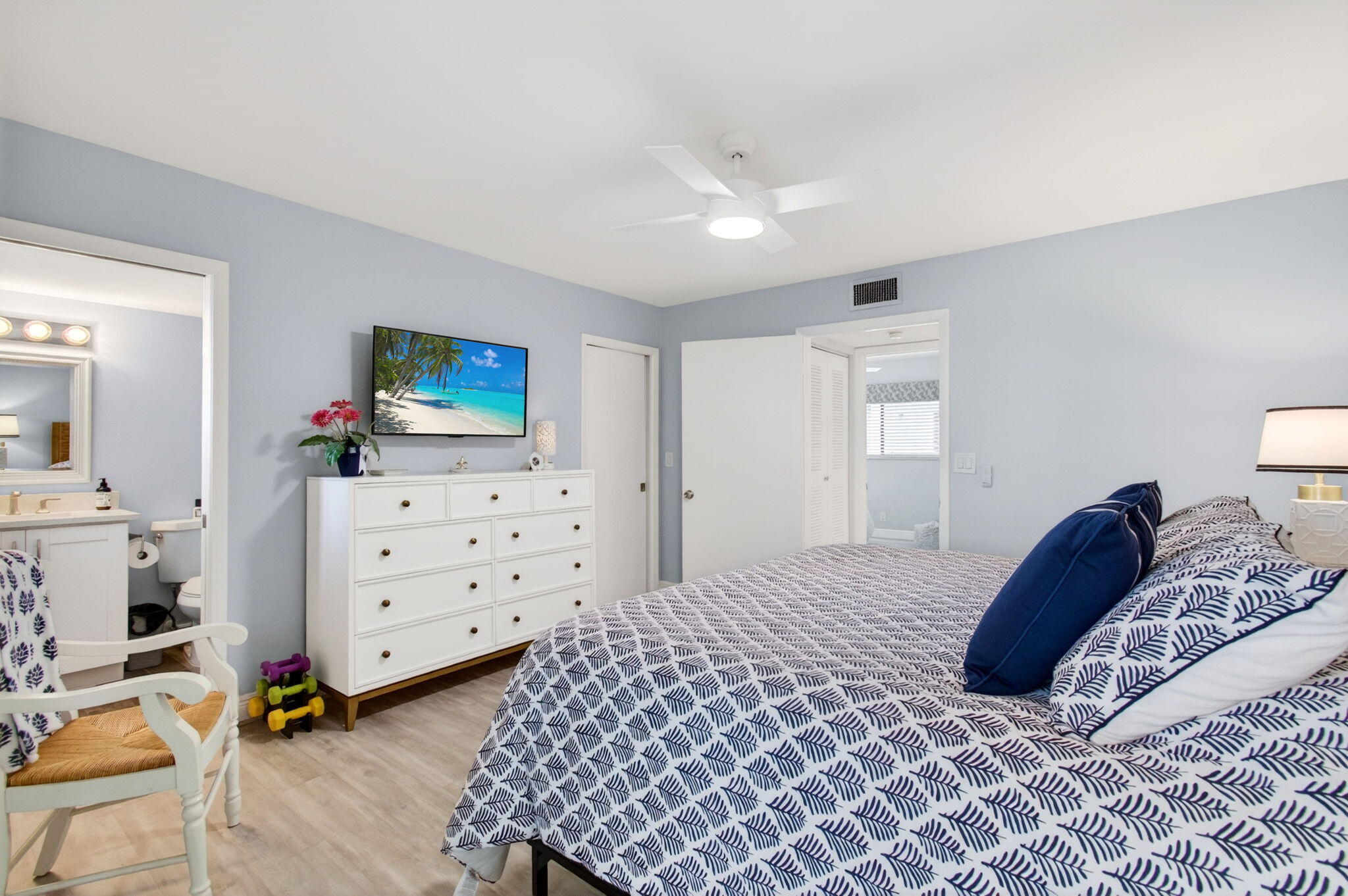 COCONUT PALM CONDO - Residential