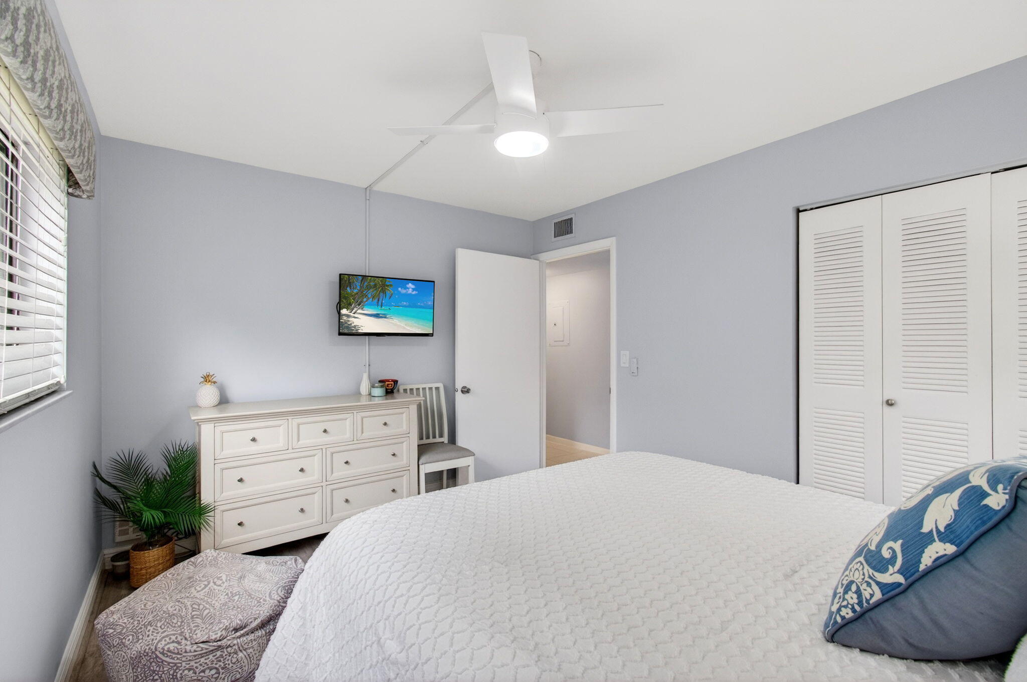 COCONUT PALM CONDO - Residential